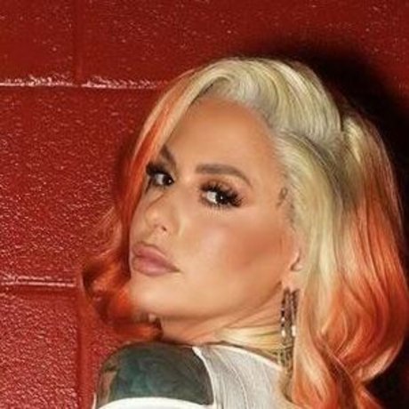 Tay Money model porn img