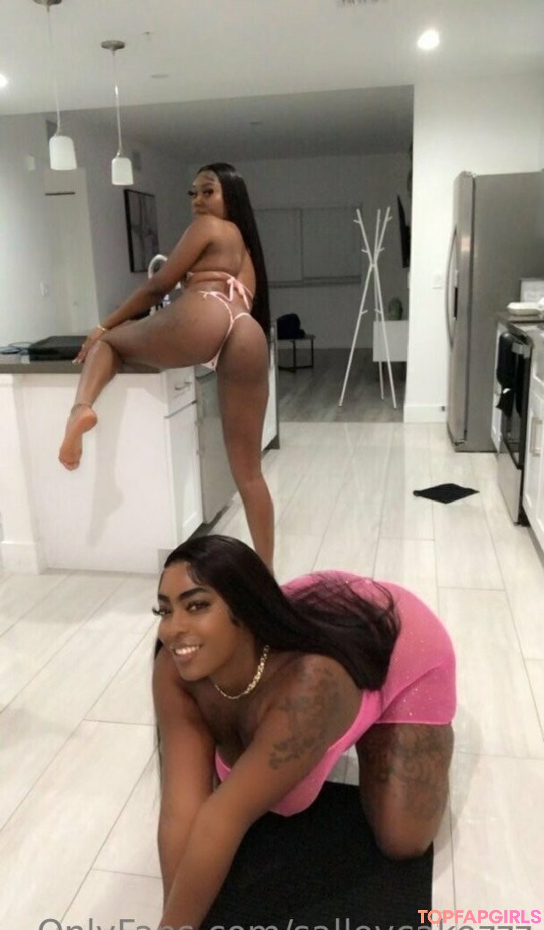 salleycakezzz sex model photo