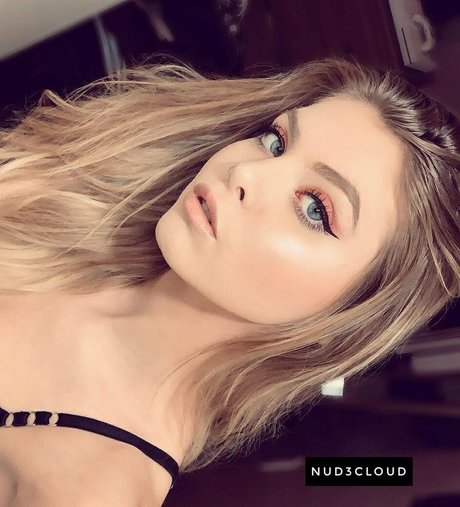 pov pussy onlyfans erotic pics