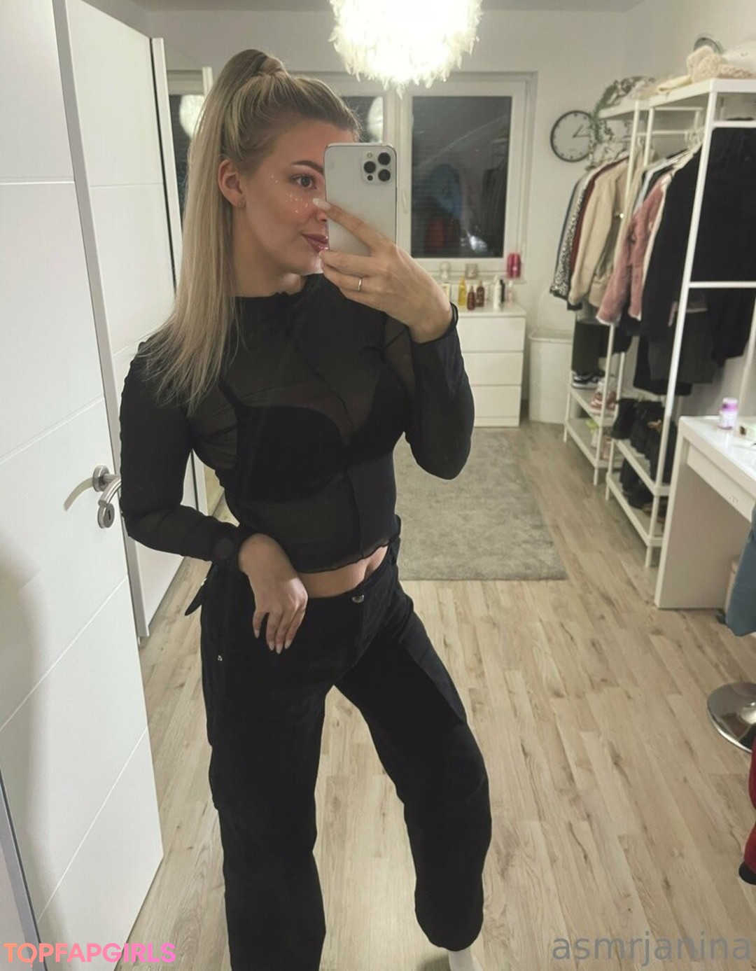 asmrjanina porn model galleries