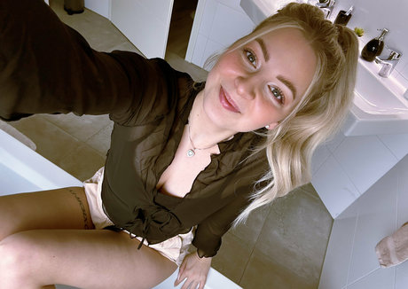 asmrjanina sex star photos