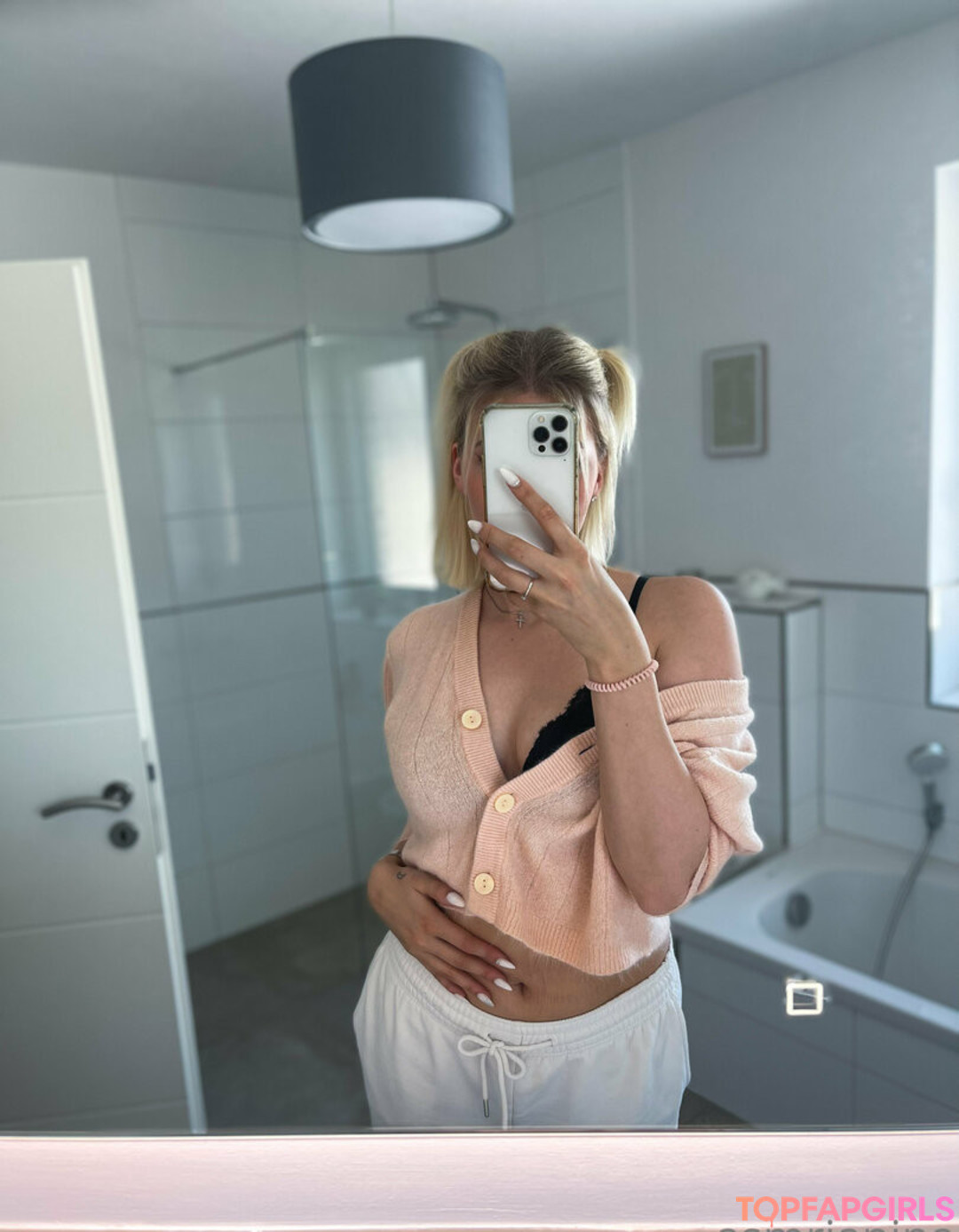 asmrjanina pretty model images