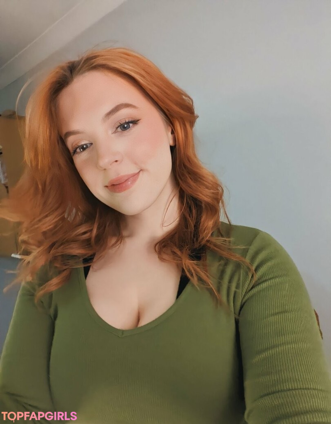 russian teen onlyfans top img