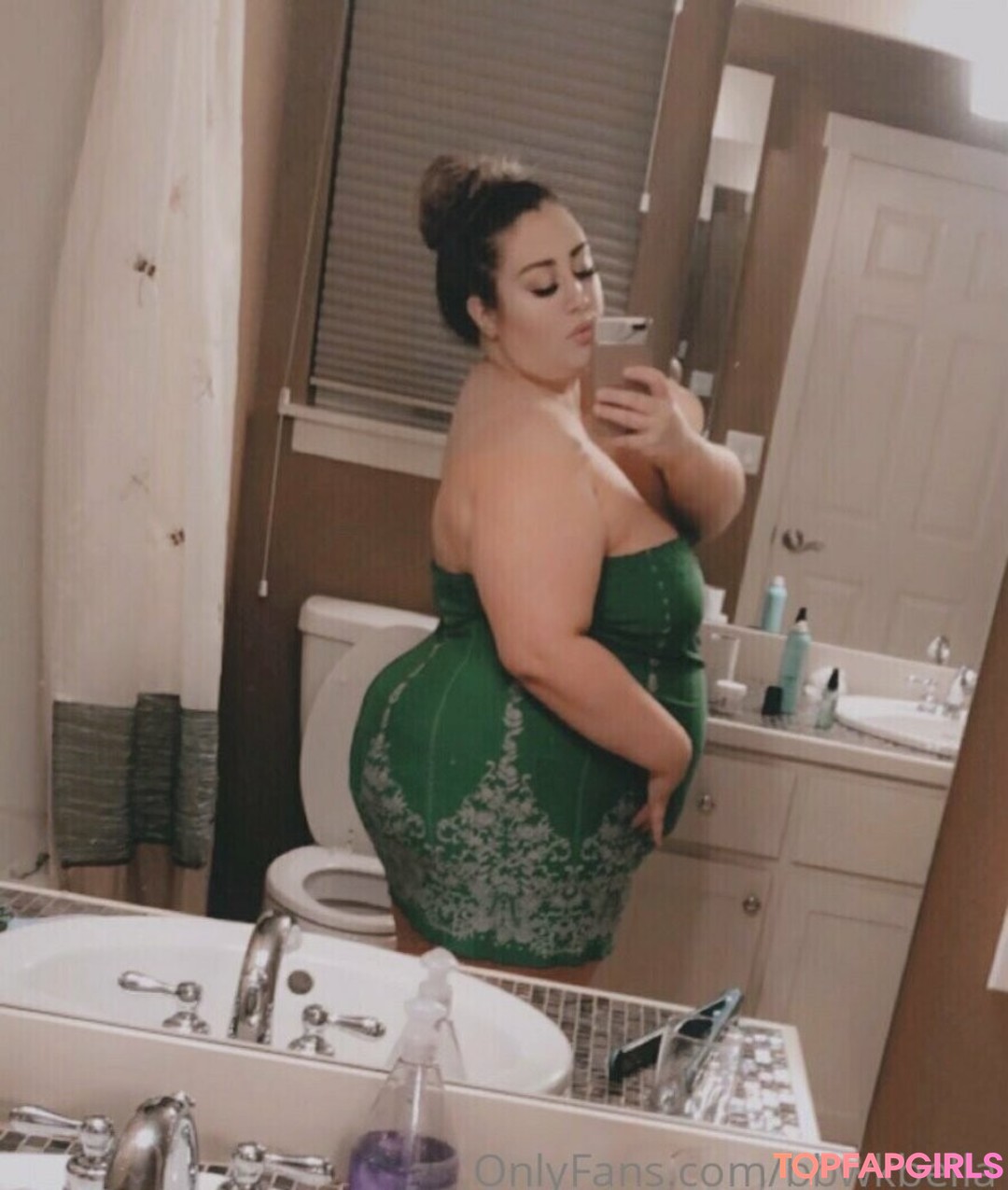 bbwkbella model sexy pics