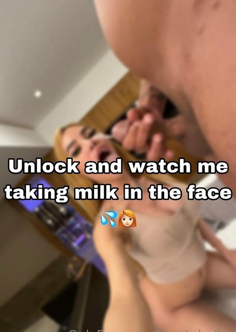 krystalrollss star hot img