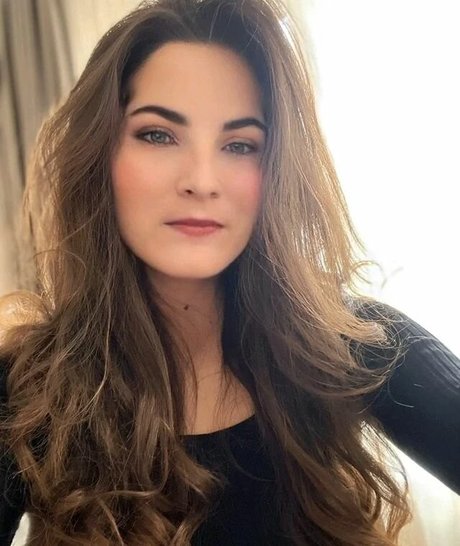 Molly Jane free actress pictures