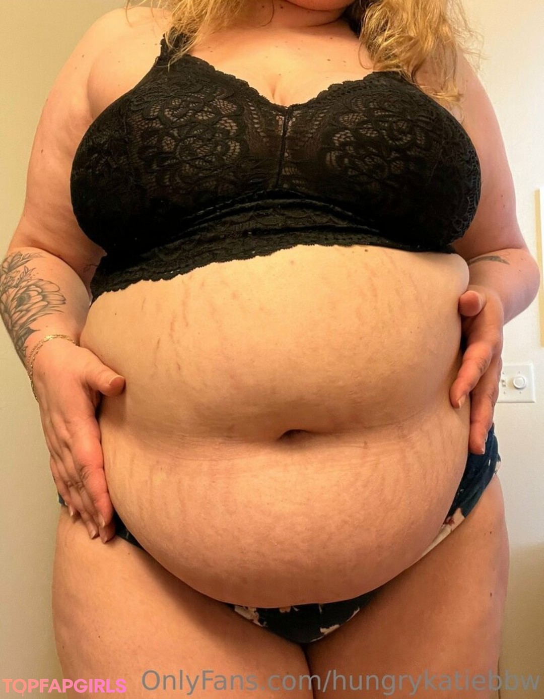 plug onlyfans erotic galleries