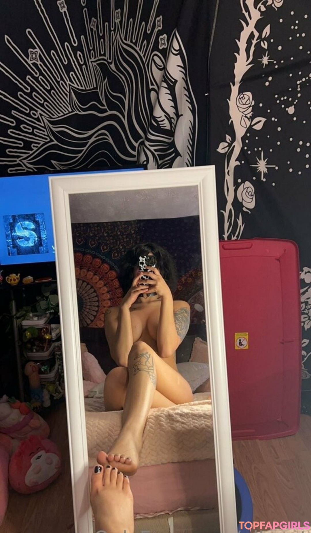 allexat nude actress img