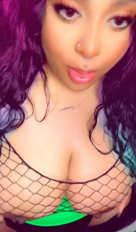 GotMilkers model nude img