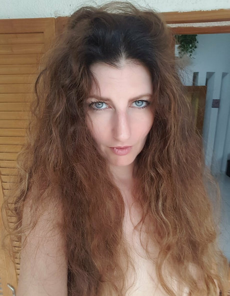 deepsabrina naked actress galleries