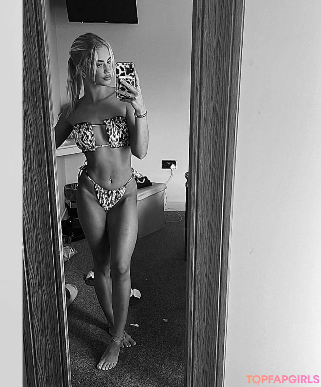Lisa Price model hd photo