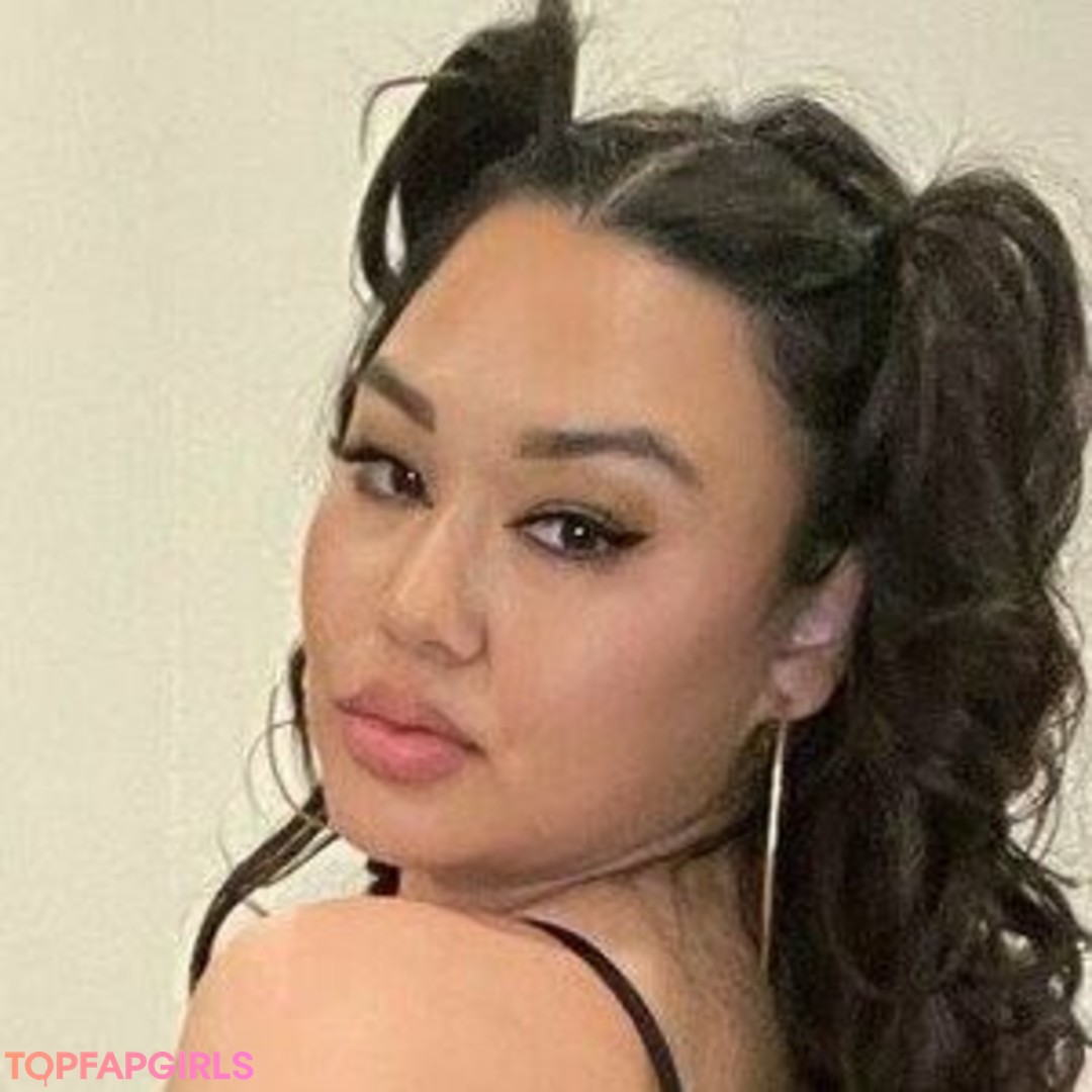 mandiibae3 model nudes image