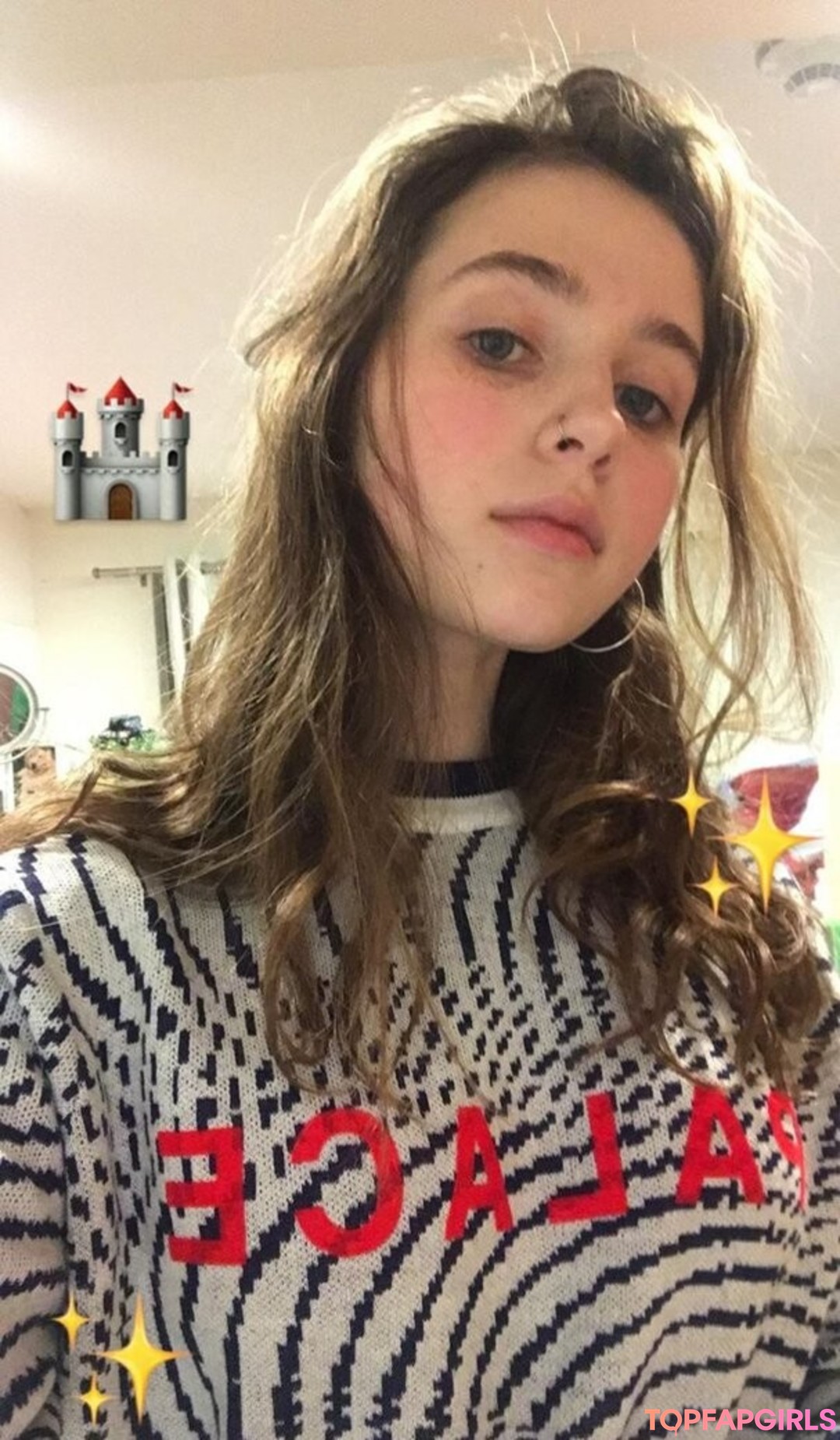 Clairo nudes model pics