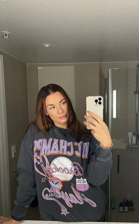 black male onlyfans hd image