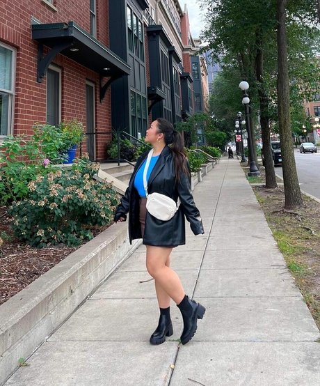 cheating hotwife onlyfans hd pic