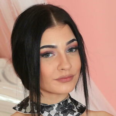 bikini cowgirl onlyfans top picture