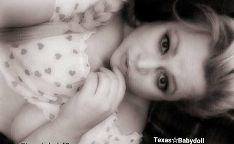 massive tits onlyfans art porn gallery