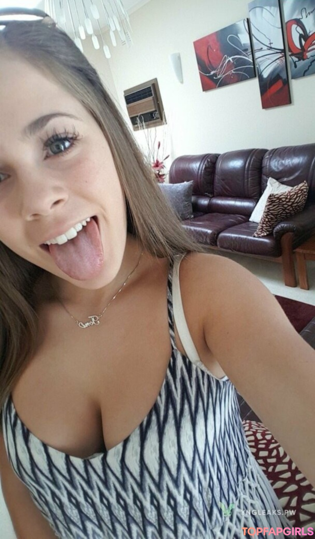 Toni Paras pornstar xxx gallery