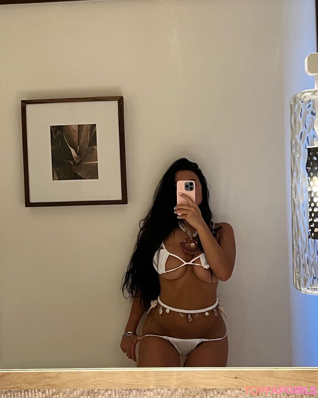 Rachel Bush star perfect image
