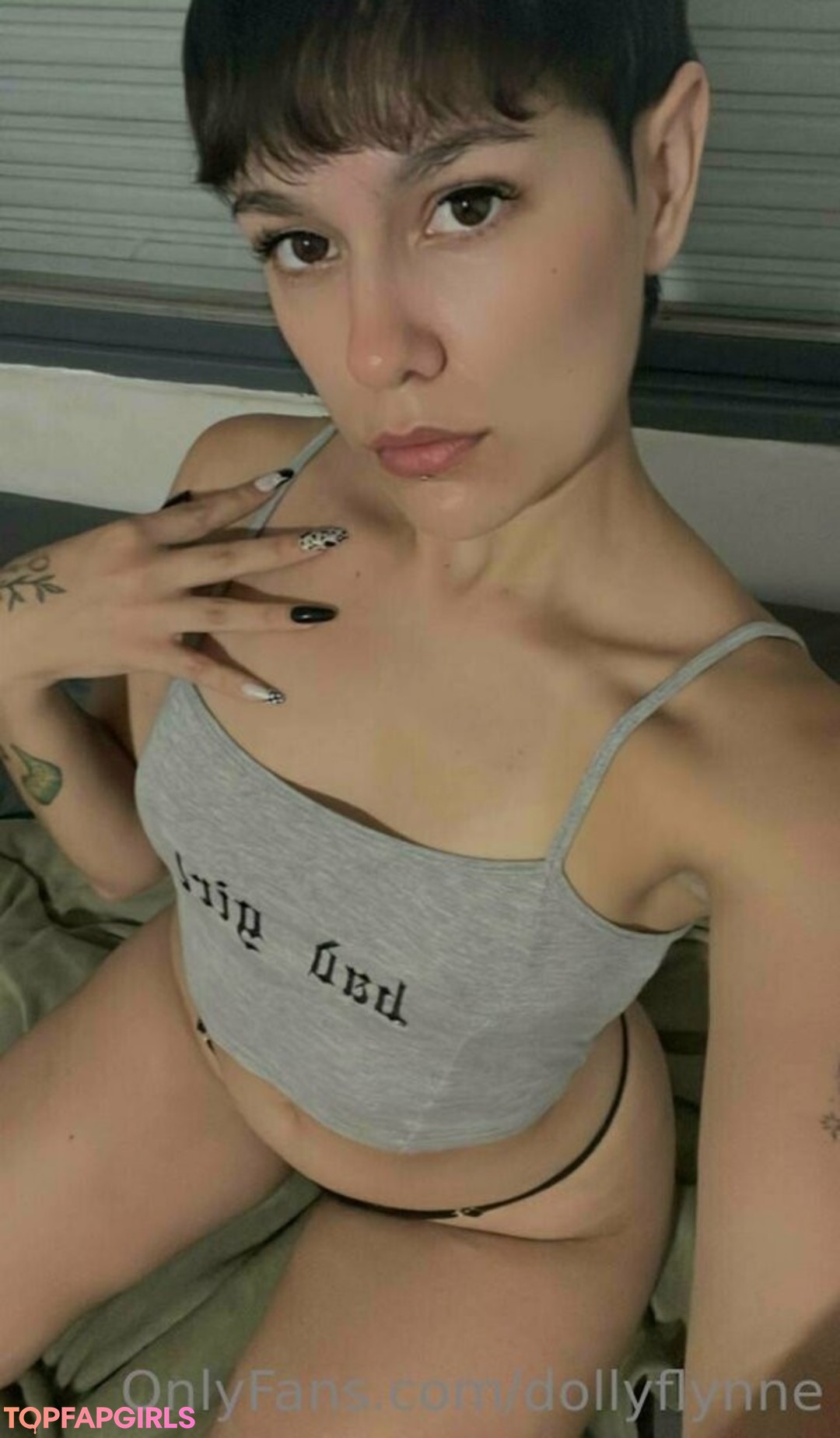 dollyflynne model hot photo