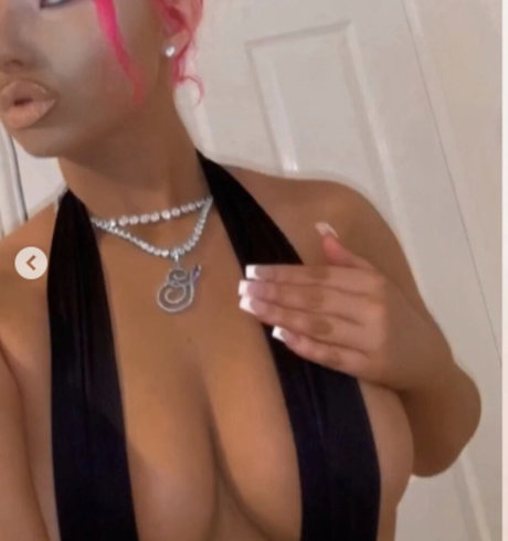 Saffron Jenkins xxx star galleries