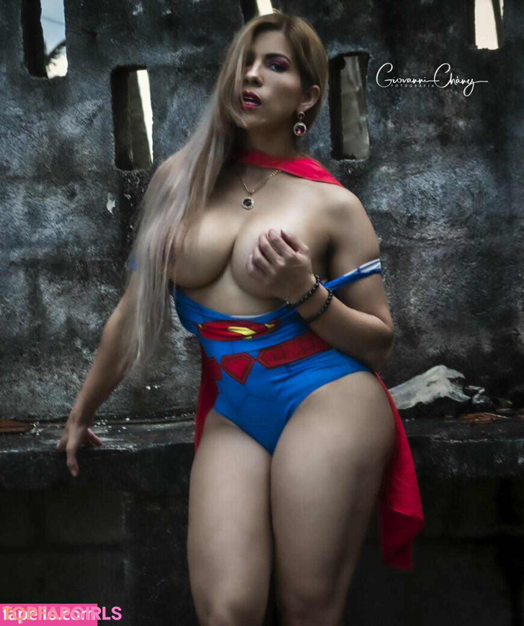 Cynthia Arana model top img