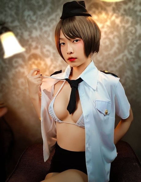 Kimmyyoy model adult photos