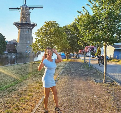 Natassia Crystal nice model picture