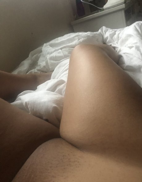 queencurls model free picture