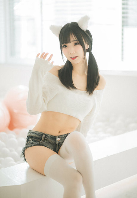 hattiecos pornographic model archive