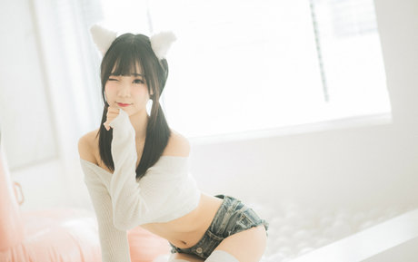 hattiecos xxx actress images