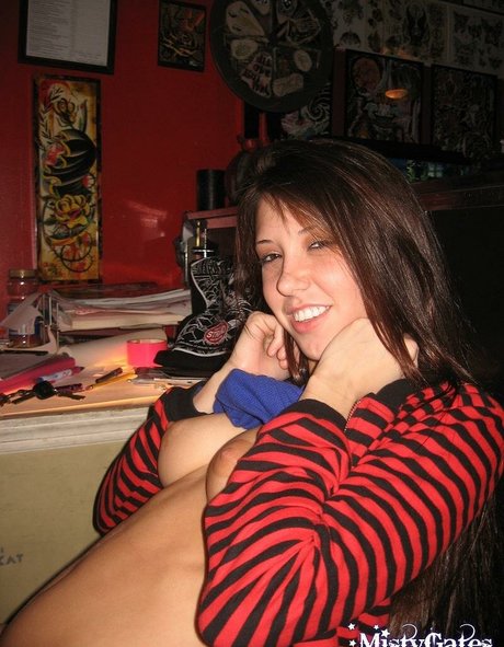 Misty Gates erotic model gallery