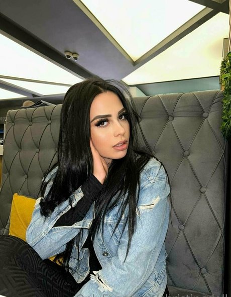 christinedoll nude pornstar gallery