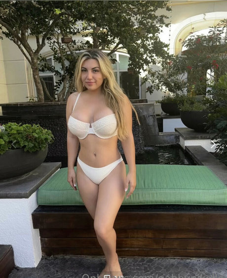 Gabbynikolle porn star picture