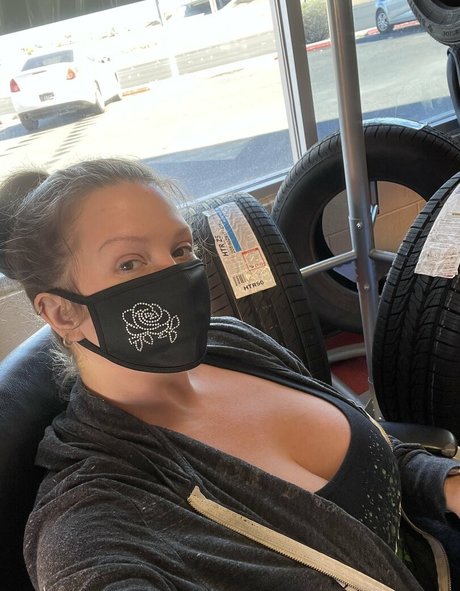 swinger wife onlyfans beautiful nude photo