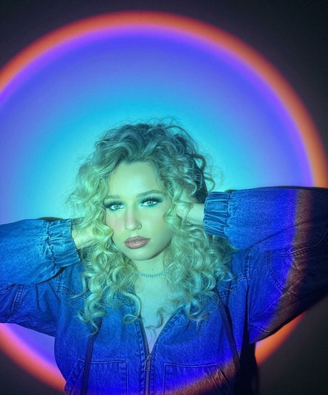 Brylee pornstar xxx pics