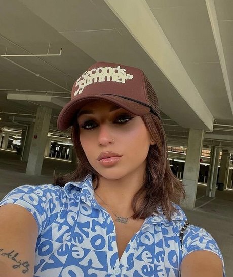 Brylee porn model images