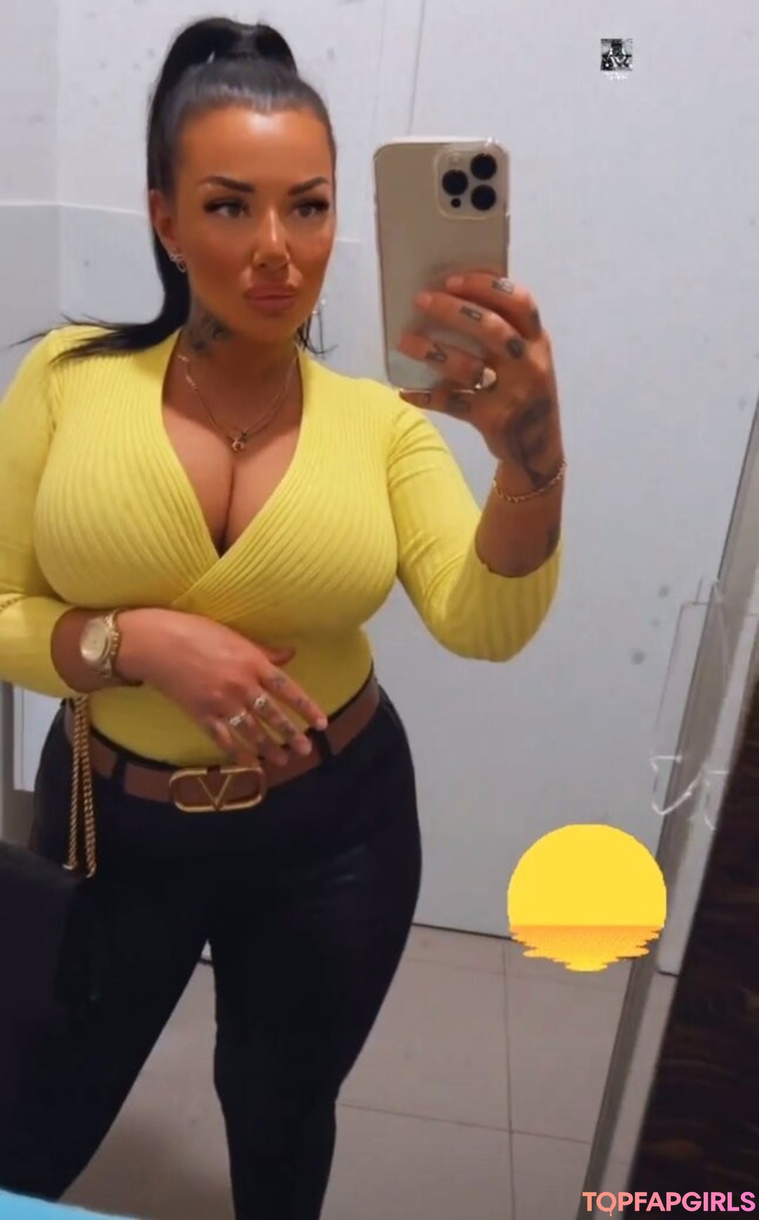 old mom onlyfans nudes galleries
