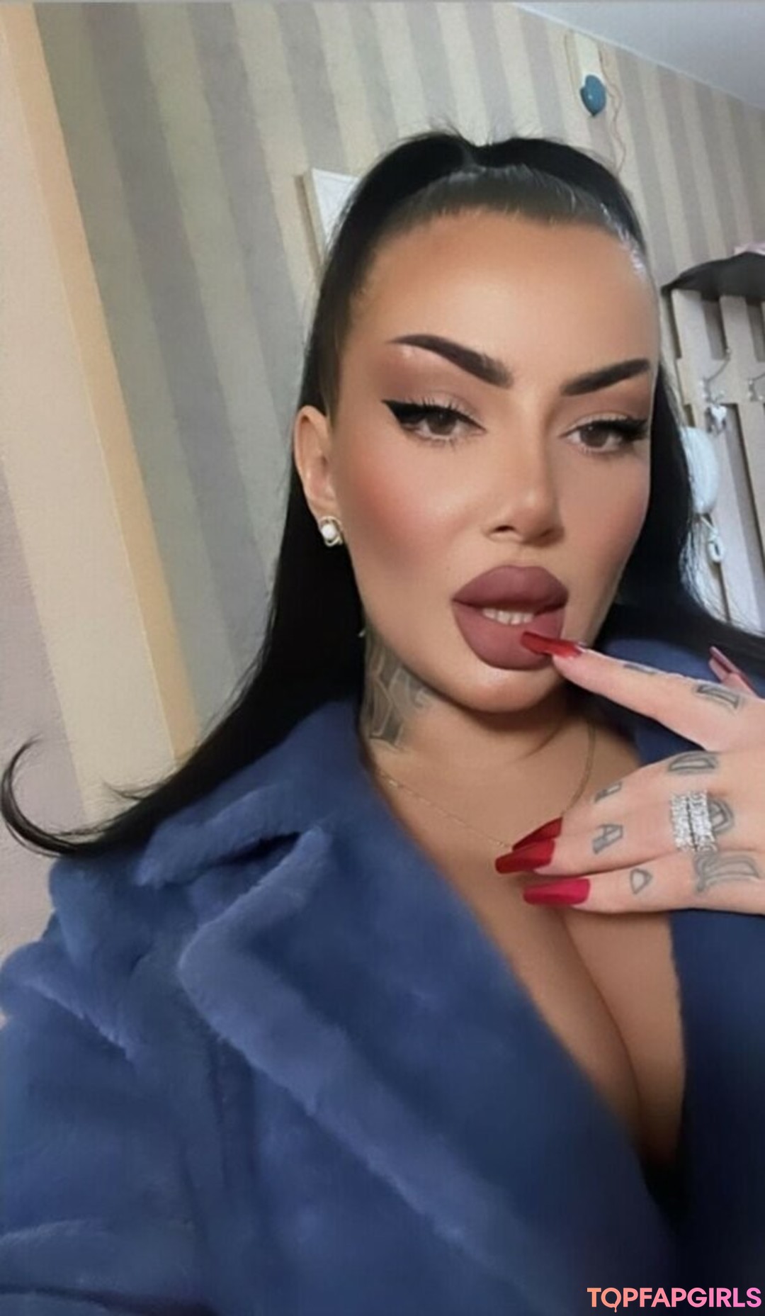 outside onlyfans beautiful xxx pic