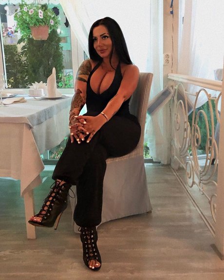 transgender onlyfans sexy nudes pictures