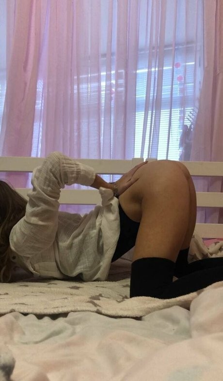 kris nasty model high quality photos