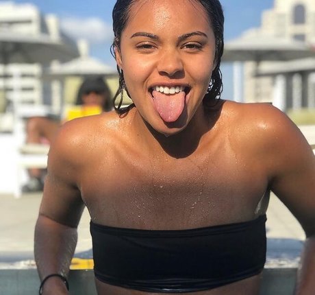 Jordan Coleman naked star pic