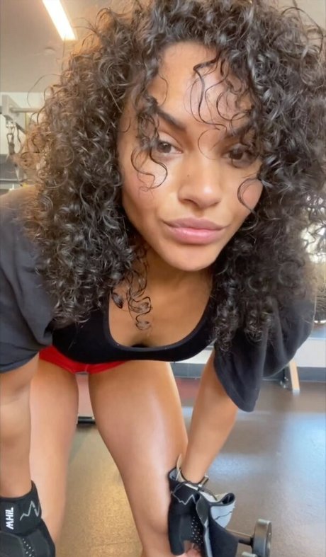 Jordan Coleman sexy model pictures