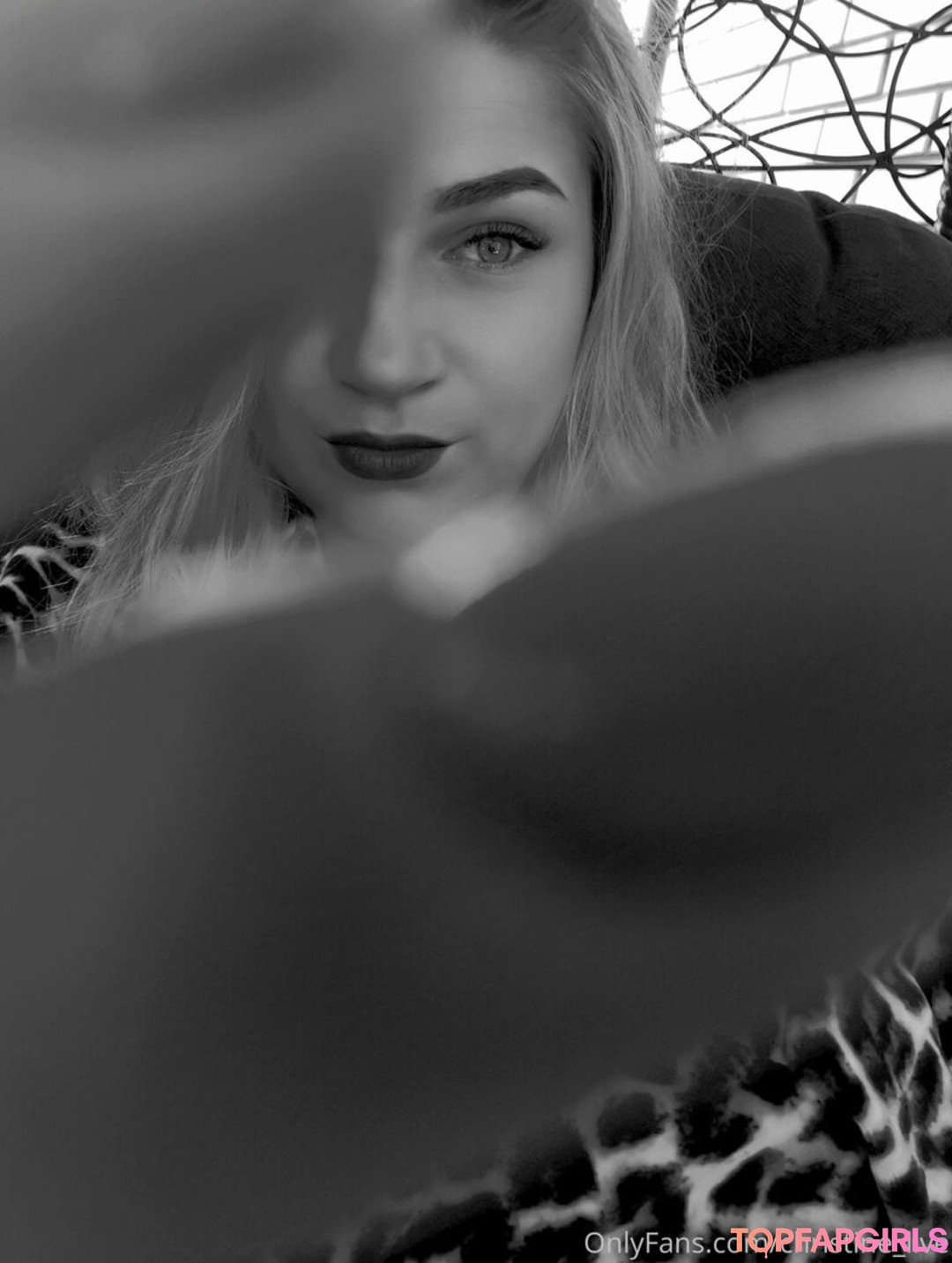 hairy vagina onlyfans hot picture