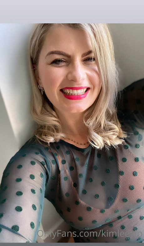 housewifekim pornstar pic