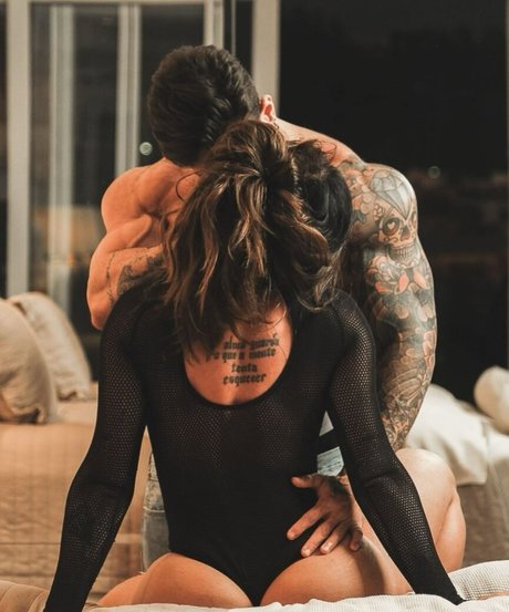 Juliana Salimeni pretty pornstar images