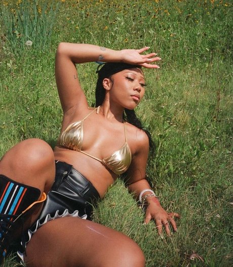 Sukibaby nudes actress pictures