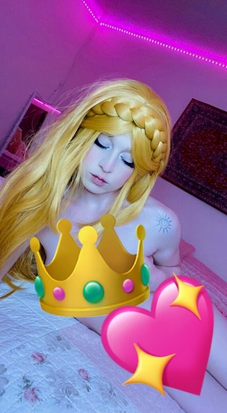 sinful lil ginger free model sexy picture