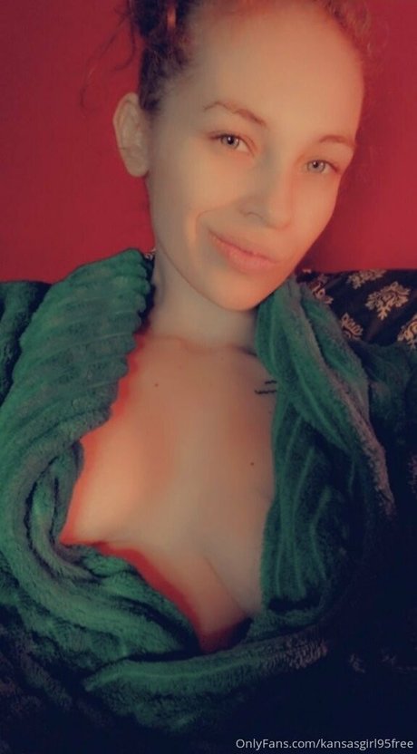 kansasgirl95free model pornographic photos