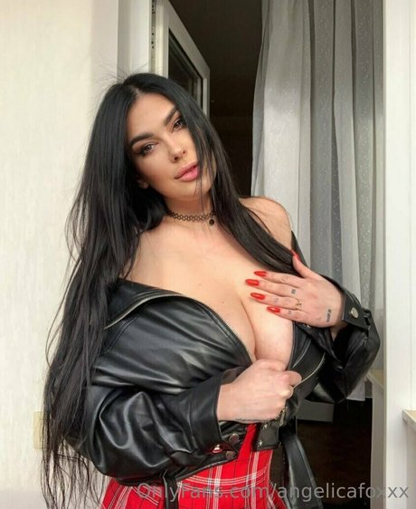 angelicafoxxx xxx model picture